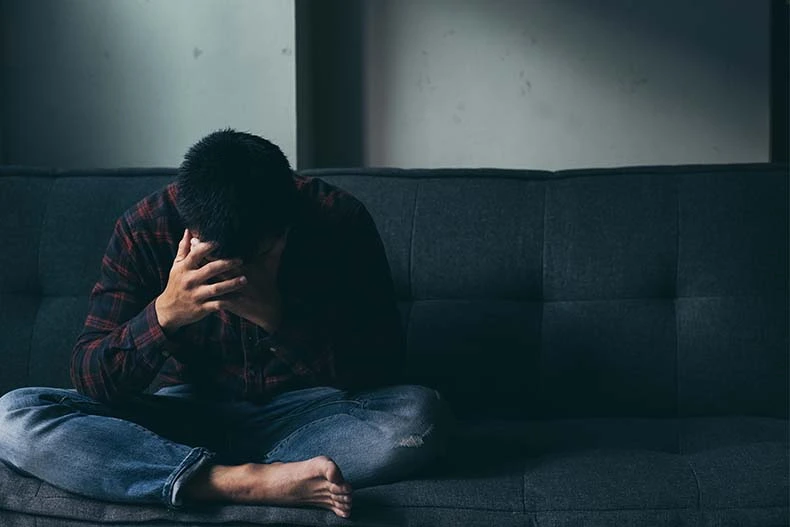 Procesi i largimit nga benzodiazepinat në një klinikë profesionale