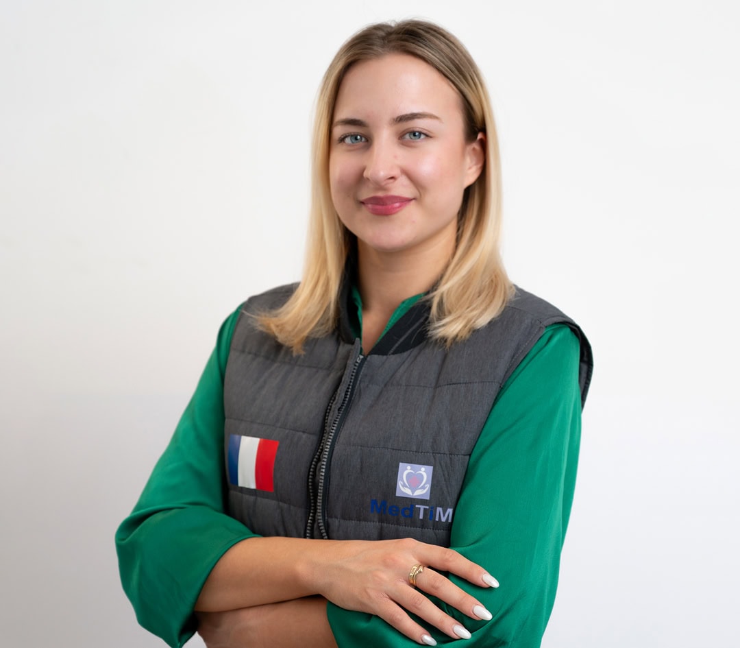 Katarina Topalloviq – përkthyese për gjuhën frënge në klinikën MedTiM